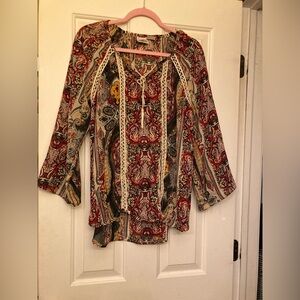 Rods brand, size XL, beautiful Paisley Print Women's Top, flowy and sheer